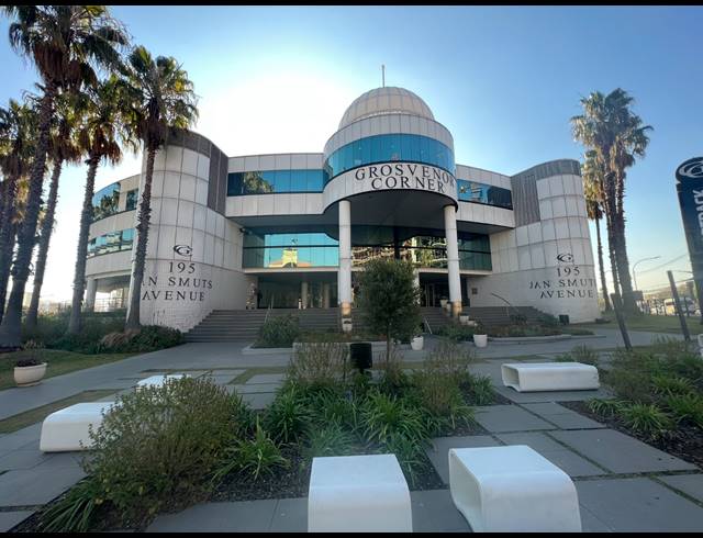 695M² OFFICE TO LET IN ROSEBANK